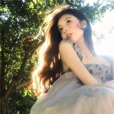 夏天19岁的肖像